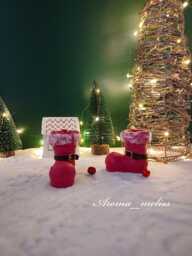Handmade Christmas Boot Candle Soy & Bee Wax Holiday Decor - thumbnail 1