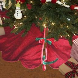 Monogrammed Velvet Christmas Tree Skirt Handmade Holiday Decoration - thumbnail 2