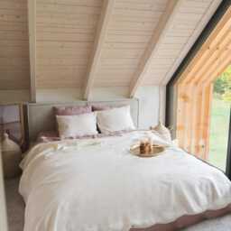 Linen Fitted Sheet in White. Deep Linen - thumbnail 3