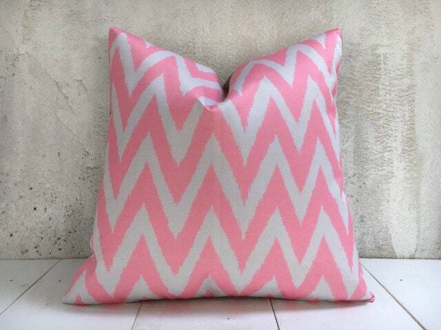 Handwoven Silk Ikat Pillow Cover - 20x20 - image 1