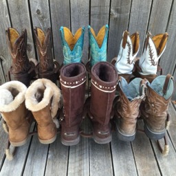 Horseshoe Boot Rack, Southern Decor, Art, Country Home Rustic Cowboy Storage - thumbnail 4
