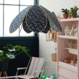 Double Flower Pendant Light - Night - thumbnail 3