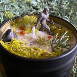 Sasquatch Bigfoot Candle Enchanted Forest Scented Soy Candle. Cryptid Gifts - thumbnail 4