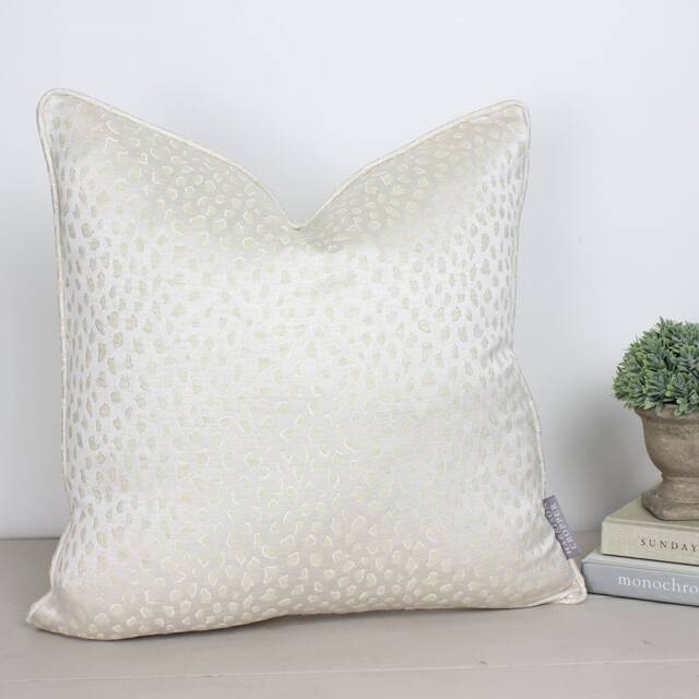 "Panthera Ivory White Cream Big Cat Cheetah Animal Print Shimmer Piped Cushion/Cover 16"" 18"" 20"" 22"