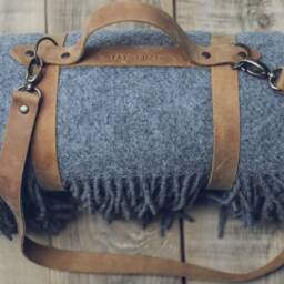 Gray Wool Throw Blanket With Leather Handle Strap - Personalized Picnic - thumbnail 3