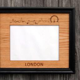 London Skyline Picture Frame - 8x10 Holds 5x7 Photo - thumbnail 3