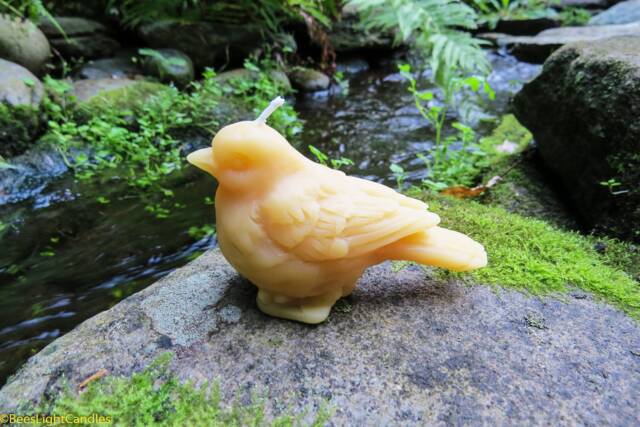 Little Bird Beeswax Candle/100% Natural Sparrow Spring Summer Animals Birthday Gift Patio - image 1