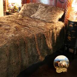 Plush Faux Fur Throw Blanket, Desert Wolf Shag, Minky Lining, Usa - thumbnail 2