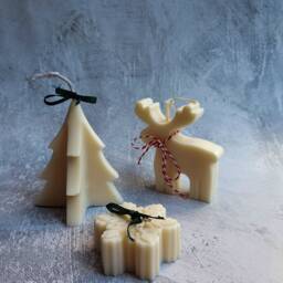Christmas Candle Gift Set Soy Wax Reindeer, Tree, Snowflake Trio - thumbnail 4
