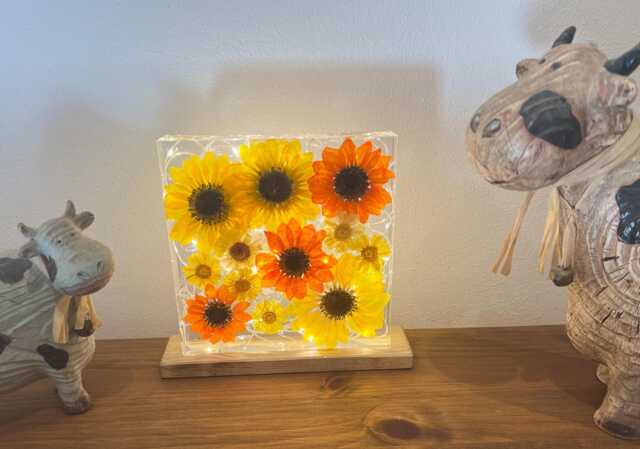 Sunflower Resin Lamp With Led Fairy Lights - image 1