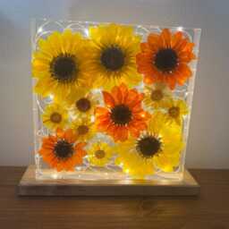 Sunflower Resin Lamp With Led Fairy Lights - thumbnail 3