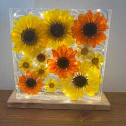 Sunflower Resin Lamp With Led Fairy Lights - thumbnail 2