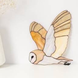 Graceful Barn Owl Wall Hanging, Stained Glass Bird Decor, Woodland Animal Neutral Art, Rustic Figurine, Father's Day Gift - thumbnail 4