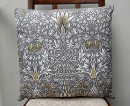 William Morris Snakeshead Cushion 16 - thumbnail 1