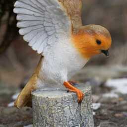 Winged Robin Resin Statue Home Garden British Bird Sculpture Outdoor Ornament Robins Appear Gift - thumbnail 2