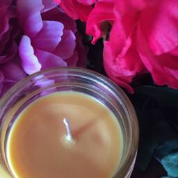 Full Moon, Hand Made, Poured, 100% Soy, All Natural, Candle in 8 Oz. Mason Canning Jar With Black Metal Lid - thumbnail 3