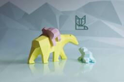 Paperwolf Polar Bear Family Papercraft Kit, Set With 3 Bears, Polygonal Geometric Design Piece, Paper Sculpture Climate Change Awareness - thumbnail 1