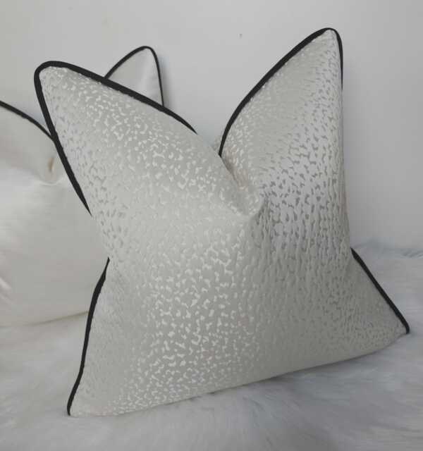 Decorative Textured Ivory Cushion Cover With Black Satin Piped Luxury Home Decor Animal Jacquard Accent Perfect Pillow Cover For Sofa Or Bed - image 1