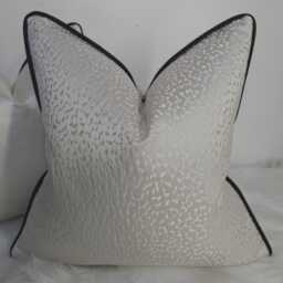 Decorative Textured Ivory Cushion Cover With Black Satin Piped Luxury Home Decor Animal Jacquard Accent Perfect Pillow Cover For Sofa Or Bed - thumbnail 3