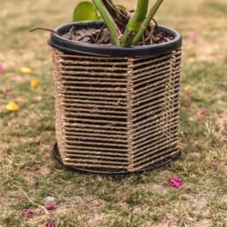 Cute Handmade Planter Trending D??cor Macrame Woven Storage Basket Handwoven Ethical Baskets With Traditional Pattern - thumbnail 2