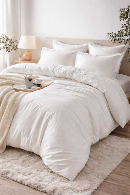 Elegant White King Dupioni Silk Duvet Cover With Two Pillow Covers - Luxurious Comfort For Modern Homes - image 1