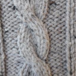 Knitted Cushion Beige 3 - thumbnail 3