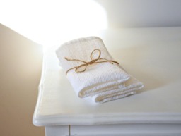 Set Of 2 - Linen Hand Towels For Bathroom - Waffle Fabric - Bath Towels - Quest Small Face Pure Linen - White - Washcloths - Gift