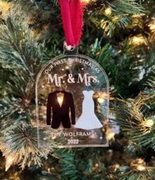 Mr & Mrs Christmas Ornament/Just Married Personalized Wedding - thumbnail 1