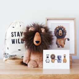 Lion Baby Gift Set - Plush Toy, Art Print, Eco Bag