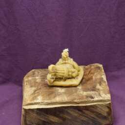 "Natural Beeswax Candle ""Baby On Pillow" - thumbnail 2