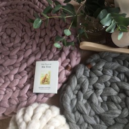 Chunky Knit Rug in Merino Wool - thumbnail 3