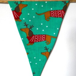 Dachshund/Sausage Dog Green Christmas Fabric Bunting - Double-Sided 12 Flags 3 Metres - thumbnail 3