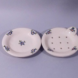 2 Pieces Round White Ceramic Soap Dish With Drainage Saucer, Soap Holder, Self Draining Retro Vintage Style Tray Blue Flowers - thumbnail 3
