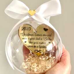 Personalized Sister Christmas Bauble With Heart, Keepsake Gift - thumbnail 3