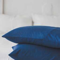 Natural Linen Pillowcase With Envelope Closure - Soft, Breathable & Hypoallergenic Bedding - Eco-Friendly, Handmade Flax Pillow Cover - thumbnail 2