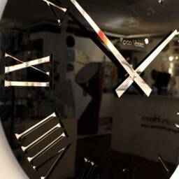 Gloss Black Mirror Roman Wall Clock - thumbnail 2