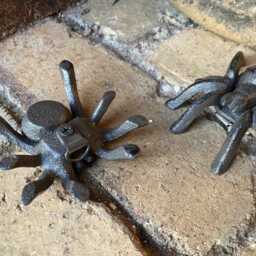 Pair Of Small Cast Iron Hanging Spider Garden/Indoor Ornaments - thumbnail 3