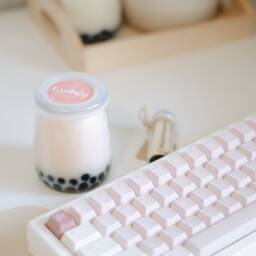 Lychee Milk Tea Candle - thumbnail 3