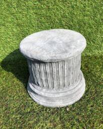 Concrete Large Plinth Column Round Stand Outdoor Animal Bird Feeder/Display Frost Protected - thumbnail 1