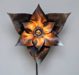 Wallflower Plug-In Wall Lamp Industrial, Natural, Metal, Lamp, Flower, Petals, Sconce, Decoration, Ornament - thumbnail 1