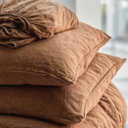 4 Piece Linen Bedding Set European Duvet Cover & Fitted Sheet - thumbnail 3