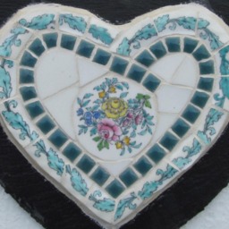 Mosaic Heart Wall Hanging Vintage Crockery On Slate - thumbnail 2