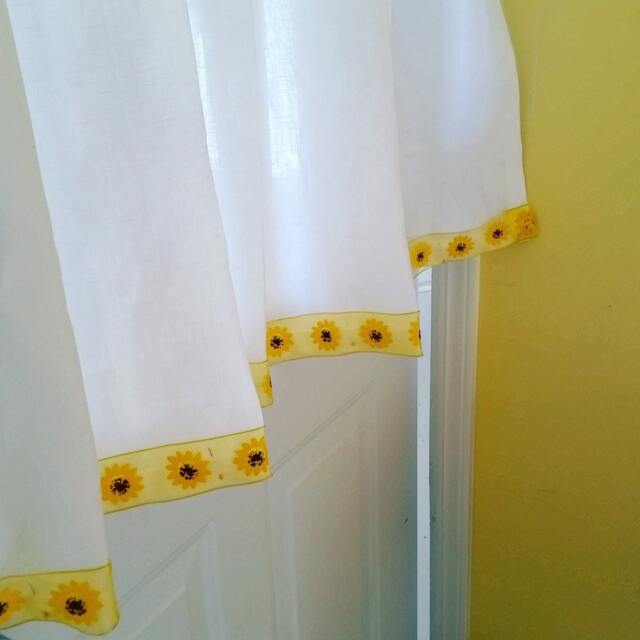 Kitchen Curtains, White Linen Cafe Curtain, Irish Handkerchief , Cafe Curtains, Lace Curtain, Sunflower Curtains - image 1