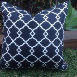 Tropical Hibiscus Outdoor Cushion Cover, Palms Leaf Pillow - thumbnail 4