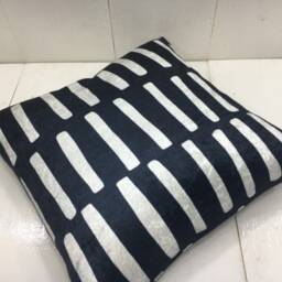 Handwoven Silk Ikat Pillow Cover, Modern Home Decor - 16x16 - thumbnail 4