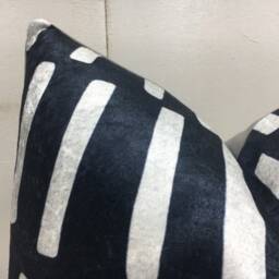 Handwoven Silk Ikat Pillow Cover, Modern Home Decor - 16x16 - thumbnail 3