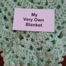 Green Lacey Hand Crocheted Baby Blanket - thumbnail 3