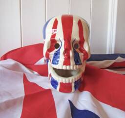 Union Jack Skull - Ceramic Art Gifts For Him Home Decor Hand Painted British Gift