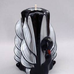 Elegant Handmade Swan Candle Ideal Valentine's Or Mother's Day Present For Her - thumbnail 3