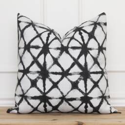 White & Black Outdoor Pillow Cover Geometric Cushion Covers Patio - Margo - thumbnail 1